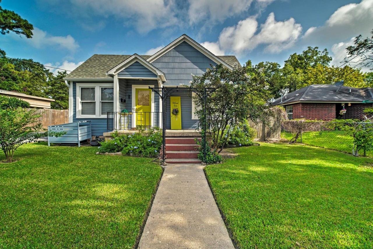 Cozy Brenham Cottage With Private Patio And Yard! Eksteriør billede